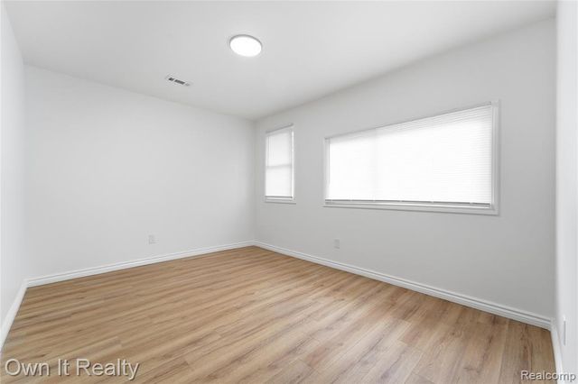 7230 Rosemont Avenue, Detroit, MI 48228