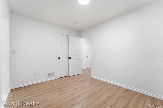 7230 Rosemont Avenue, Detroit, MI 48228