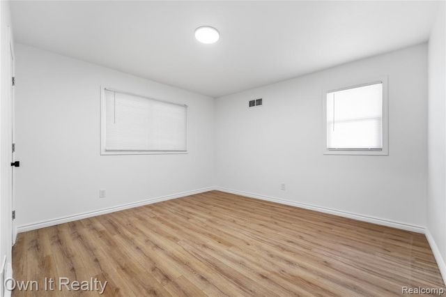 7230 Rosemont Avenue, Detroit, MI 48228