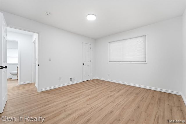 7230 Rosemont Avenue, Detroit, MI 48228