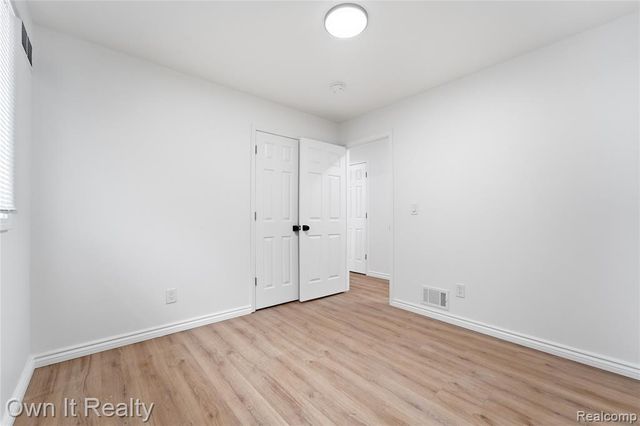 7230 Rosemont Avenue, Detroit, MI 48228
