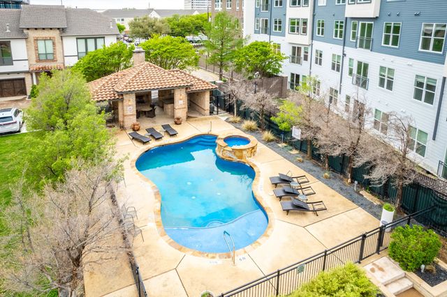 13900 Noel Road 2, Dallas, TX 75240
