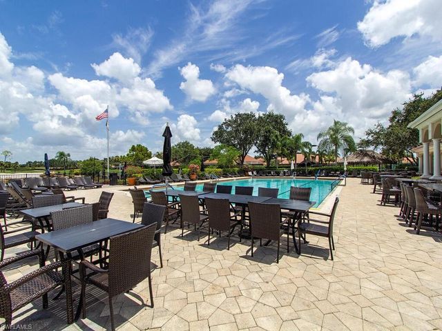 5927 Three Iron DR 3104, Naples, FL 34110
