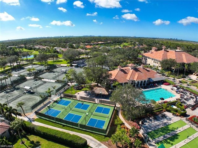 5927 Three Iron DR 3104, Naples, FL 34110