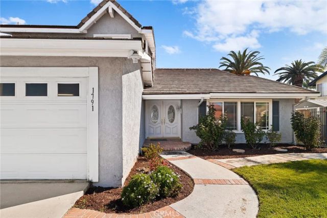 1791 Greenview, Corona, CA 92878