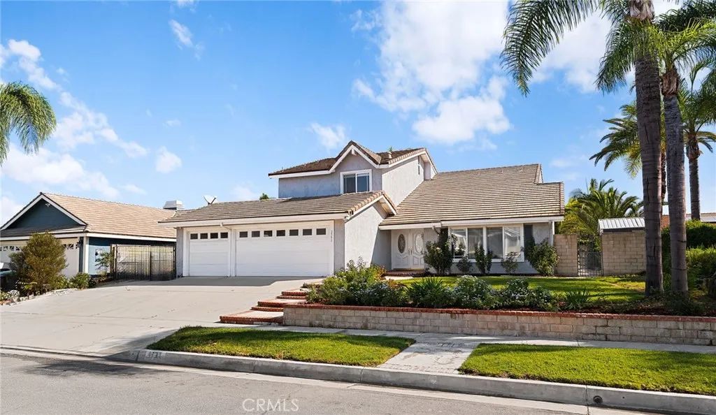 1791 Greenview, Corona, CA 92878