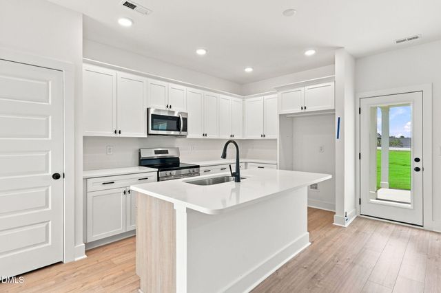 155 Grinnell Loop, Sanford, NC 27332
