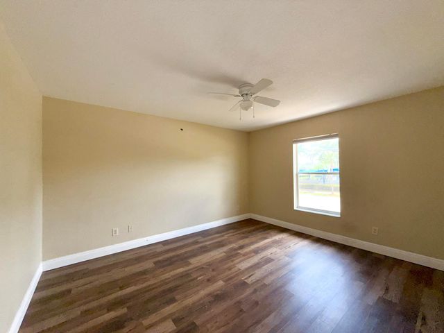 13614 Yarmouth Court, Wellington, FL 33414