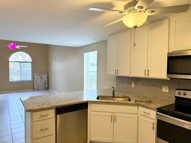 13614 Yarmouth Court, Wellington, FL 33414