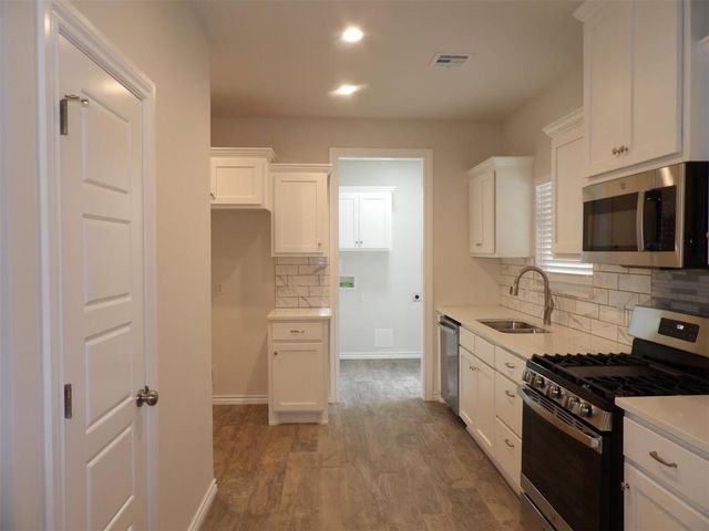 1737 NE 11th Street, Oklahoma City, OK 73117
