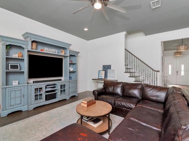 150 CHIPPEWA AVENUE, Tampa, FL 33606