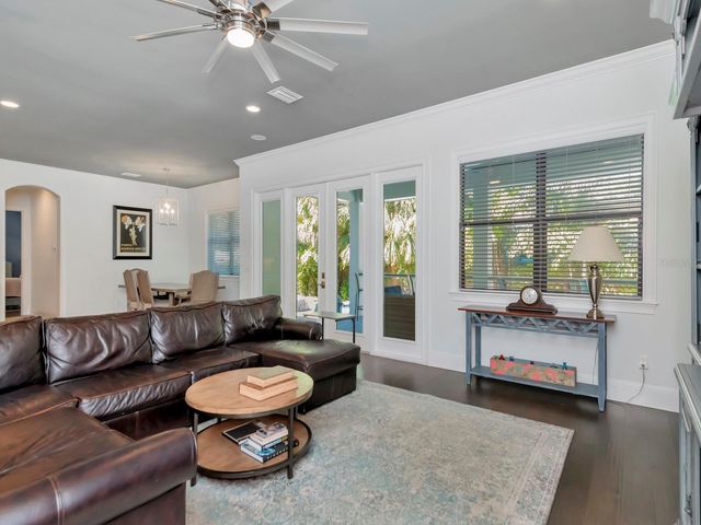 150 CHIPPEWA AVENUE, Tampa, FL 33606