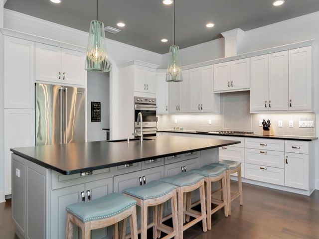 150 CHIPPEWA AVENUE, Tampa, FL 33606