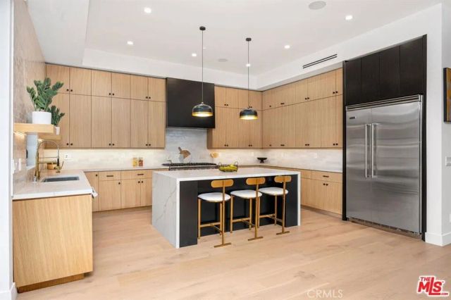 4952 Haskell Avenue, Encino, CA 91436
