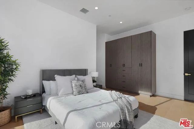 4952 Haskell Avenue, Encino, CA 91436