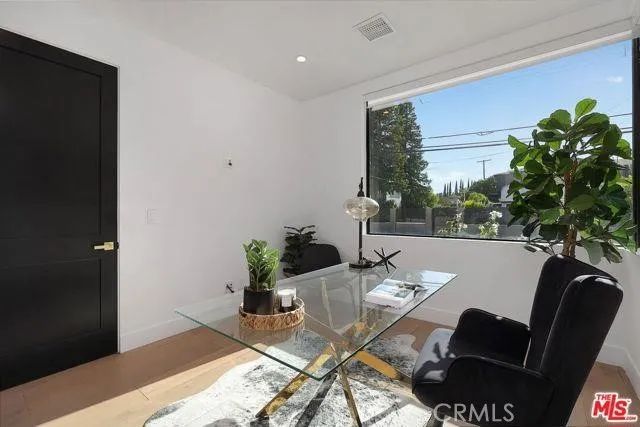4952 Haskell Avenue, Encino, CA 91436