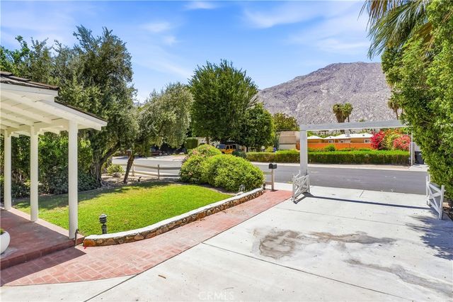 526 S Calle Palo Fierro, Palm Springs, CA 92264