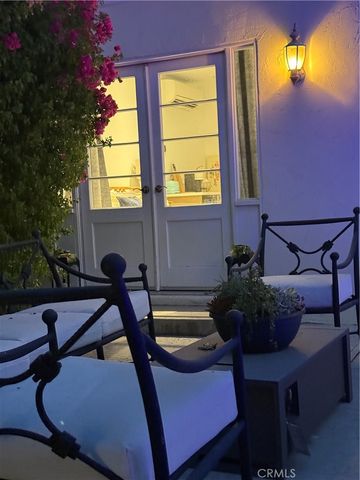 526 S Calle Palo Fierro, Palm Springs, CA 92264