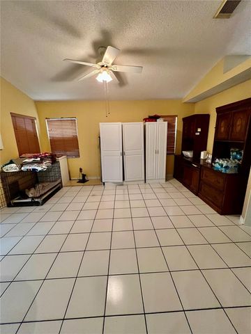 2102 NW 193rd Ave, Pembroke Pines, FL 33029