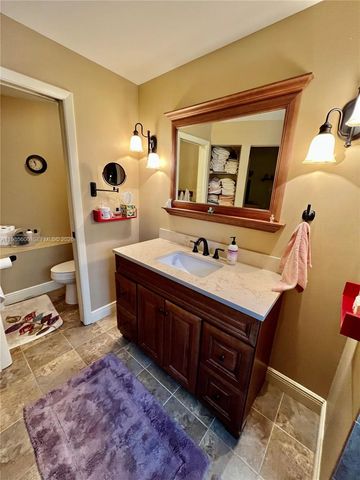 2102 NW 193rd Ave, Pembroke Pines, FL 33029