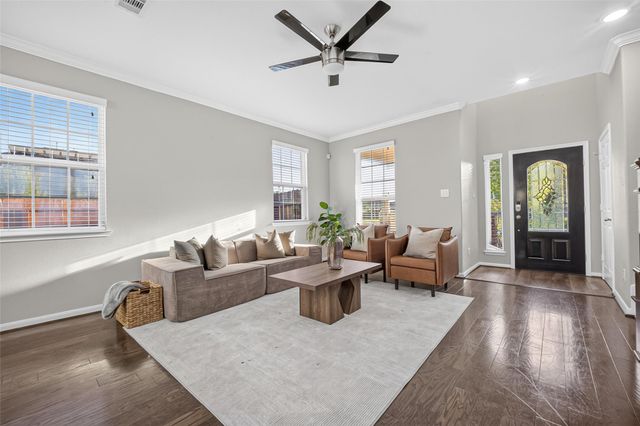 2115 Weathersfield Trace Circle, Houston, TX 77014