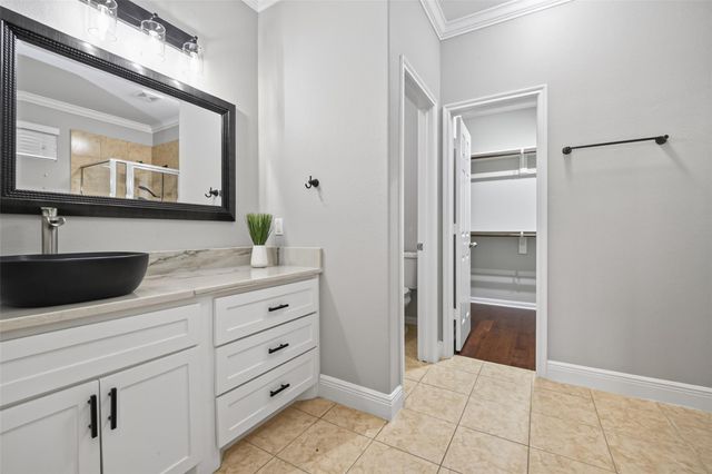 2115 Weathersfield Trace Circle, Houston, TX 77014