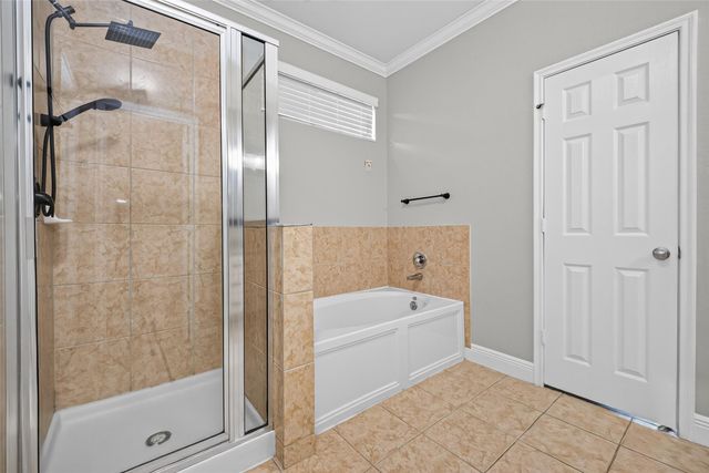 2115 Weathersfield Trace Circle, Houston, TX 77014