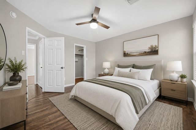 2115 Weathersfield Trace Circle, Houston, TX 77014