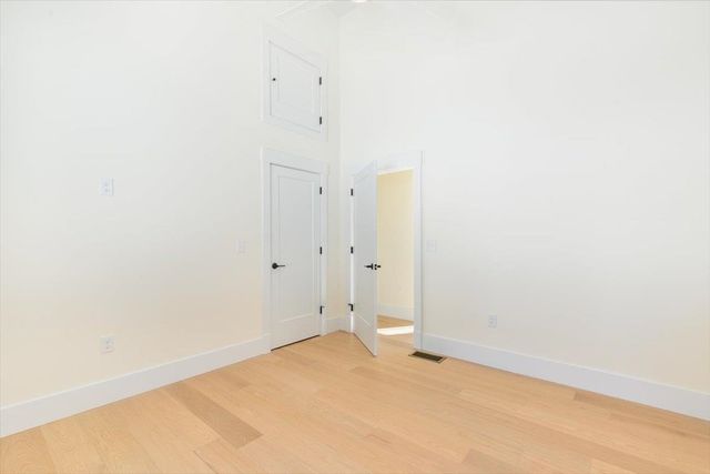 639 East Broadway A, Haverhill, MA 01830