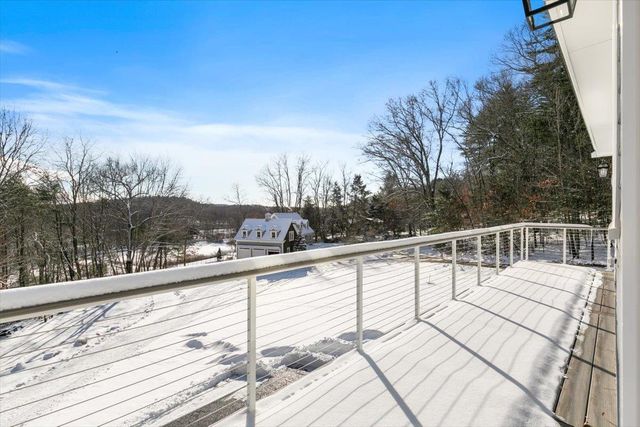 639 East Broadway A, Haverhill, MA 01830