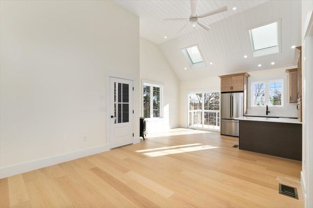 639 East Broadway A, Haverhill, MA 01830