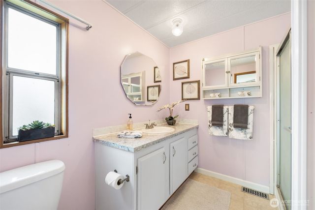 2305 Woodland Drive NW, Bremerton, WA 98312