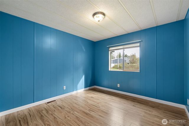 2305 Woodland Drive NW, Bremerton, WA 98312