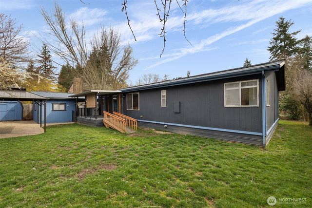 2305 Woodland Drive NW, Bremerton, WA 98312