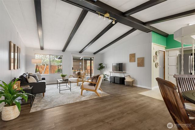 2305 Woodland Drive NW, Bremerton, WA 98312