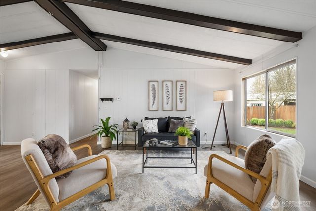 2305 Woodland Drive NW, Bremerton, WA 98312