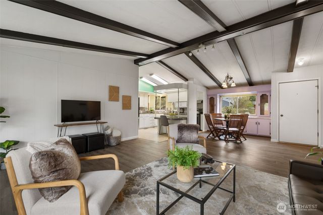 2305 Woodland Drive NW, Bremerton, WA 98312