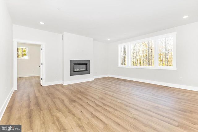 204 THREE RIVERS RD, Harwood, MD 20776