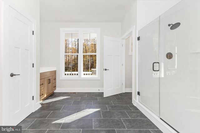 204 THREE RIVERS RD, Harwood, MD 20776