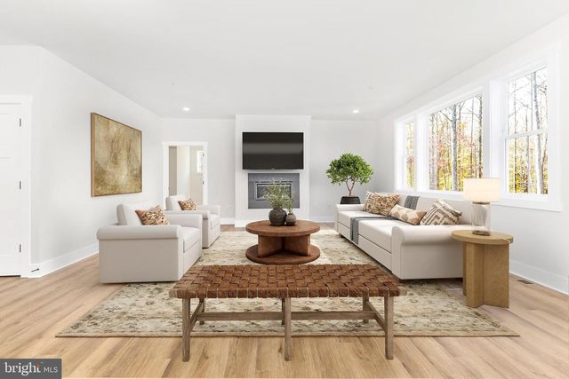 204 THREE RIVERS RD, Harwood, MD 20776