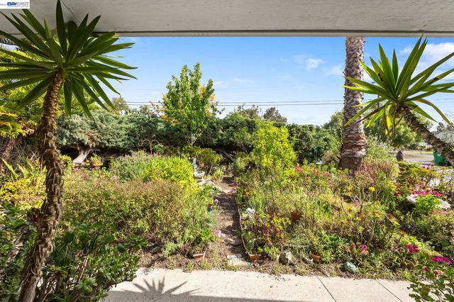 2857 Randall Way, Fairview, CA 94541