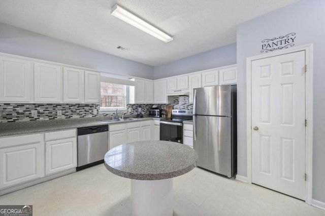1450 Riverrock Trail, Riverdale, GA 30296