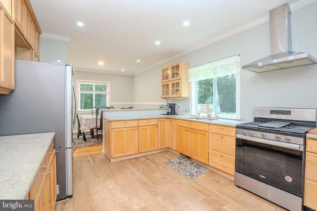 11 HOLLAND LN, East Windsor Twp, NJ 08512