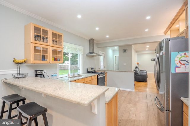 11 HOLLAND LN, East Windsor Twp, NJ 08512