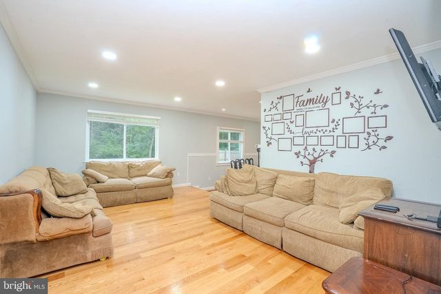 11 HOLLAND LN, East Windsor Twp, NJ 08512