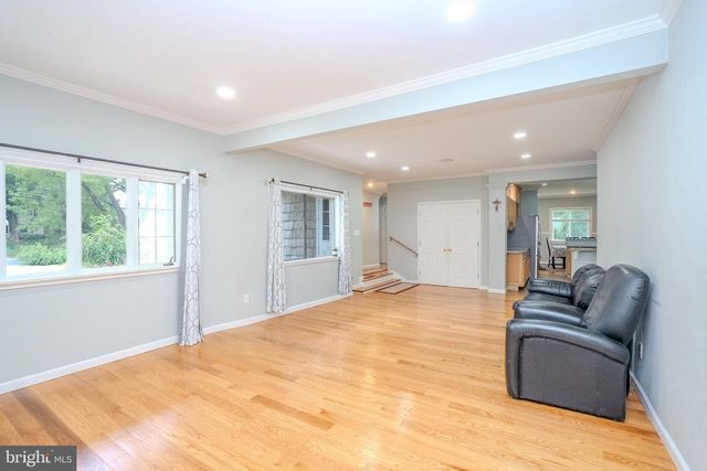 11 HOLLAND LN, East Windsor Twp, NJ 08512
