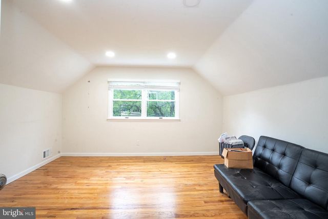 11 HOLLAND LN, East Windsor Twp, NJ 08512