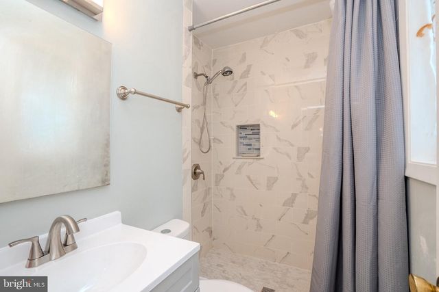 11 HOLLAND LN, East Windsor Twp, NJ 08512