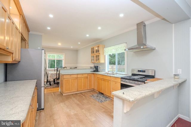 11 HOLLAND LN, East Windsor Twp, NJ 08512