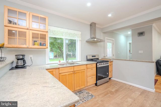11 HOLLAND LN, East Windsor Twp, NJ 08512